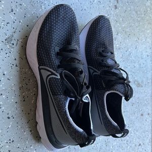Nike infinity react, nearly unused